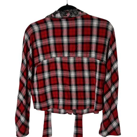 Zara shirt,womenS,checkered,plaid,boxy,bow,,beaded,rodeo
Country concert! - Picture 6 of 16